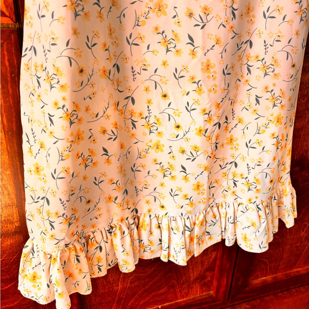 Lascana Floral Midi Dress in Cream and Yellow - Picture 5 of 8